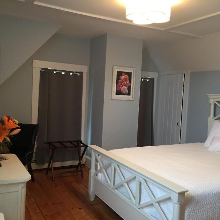 Sea Street Inn Hyannis Port Eksteriør bilde